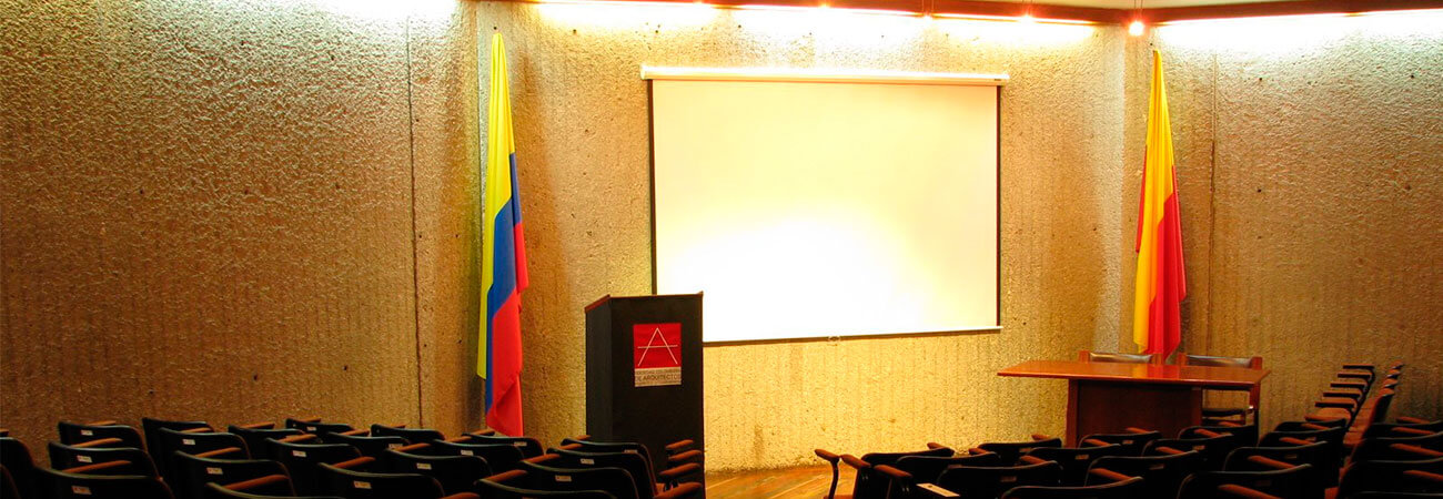 Telones retractiles de uso manual para video beam