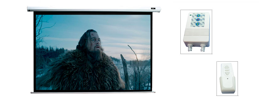 Pantalla con motor para video beam de 203x203 cms