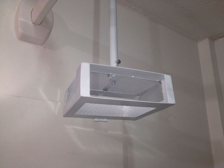 soporte de techo con canastilla con malla