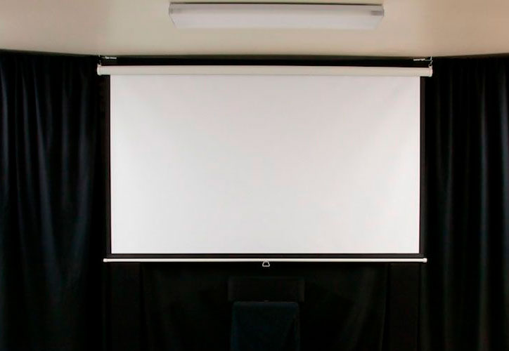 Pantalla de proyeccion manual de 234 x 177